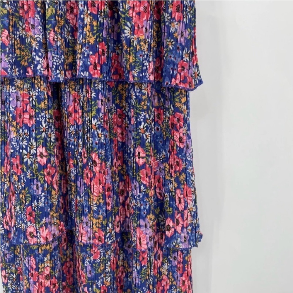 ASOS  Wrap Front Tiered Pleated Midi Dress in Blue Flirty Floral Print Size 8 - Picture 9 of 13